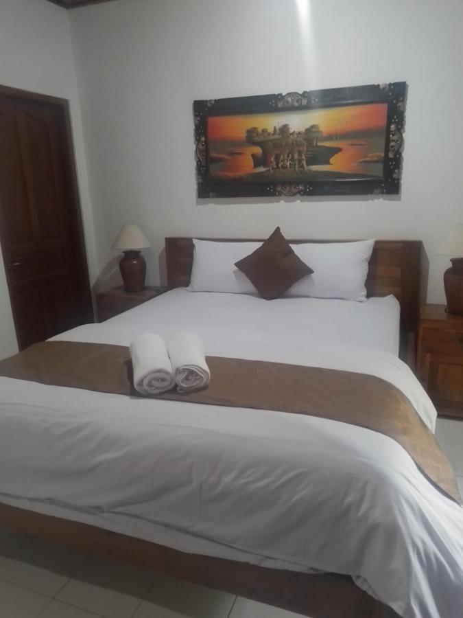 Serongga Guest House Lebih 외부 사진