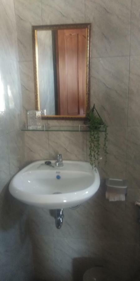 Serongga Guest House Lebih 외부 사진